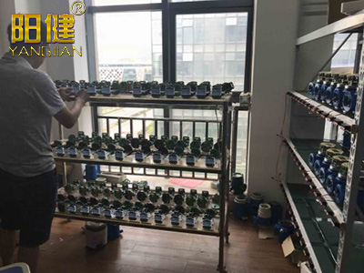 仪表仪器件过程老化中